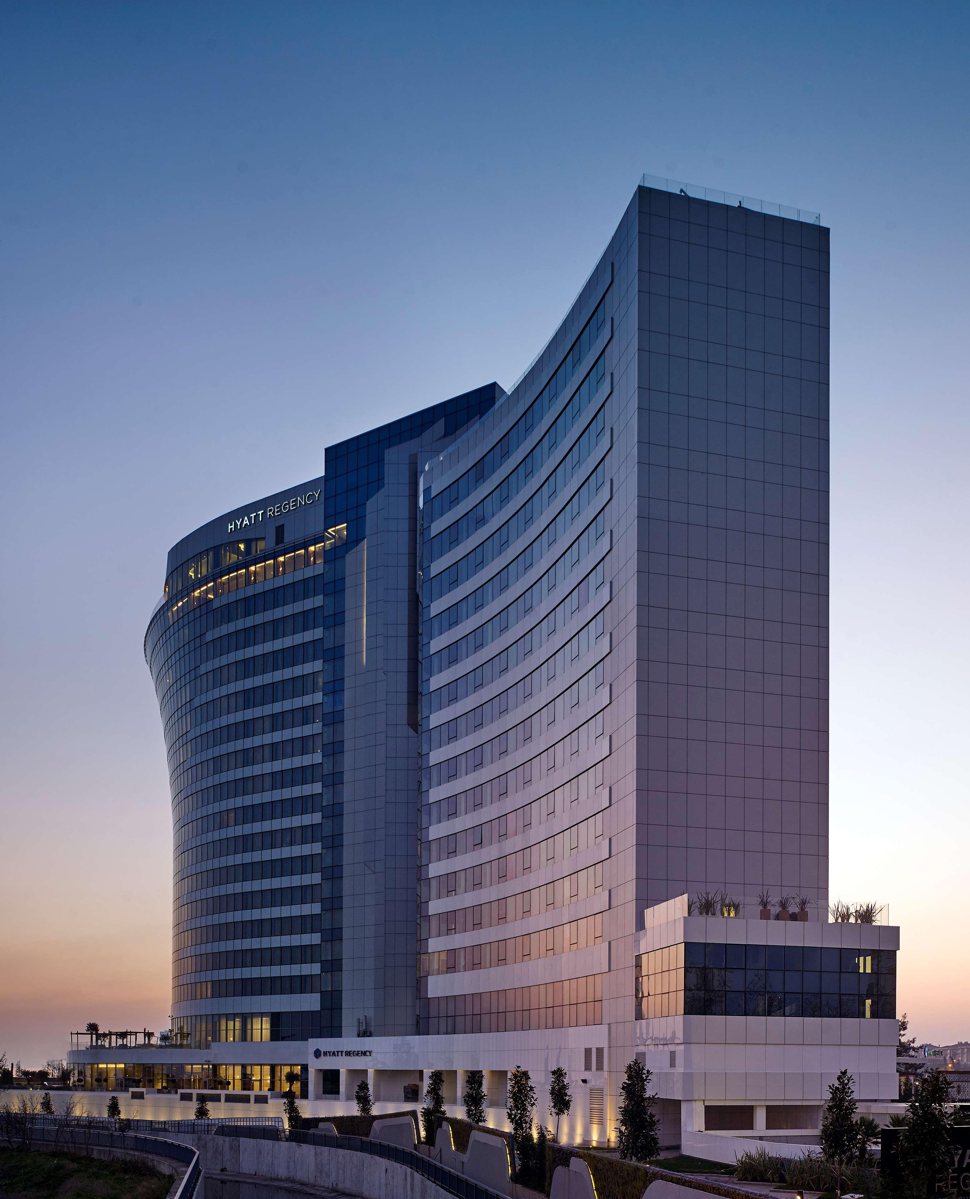 Hyatt Regency Istanbul Atakoy Hotel Exterior photo